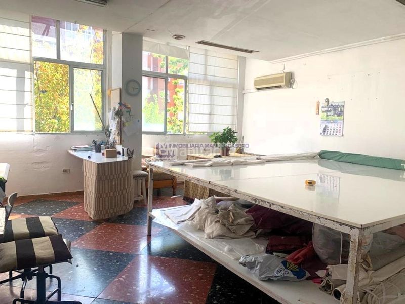 Foto d14697a1-bfe4-4a2a-a3ad-74644b05c1db. Local comercial a Centro Cáceres