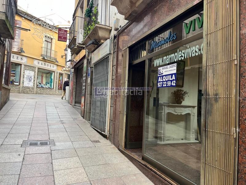 Foto ea649429-4354-4210-98b1-9dbefa9088e8. Alquiler local comercial en Casco Antiguo Cáceres
