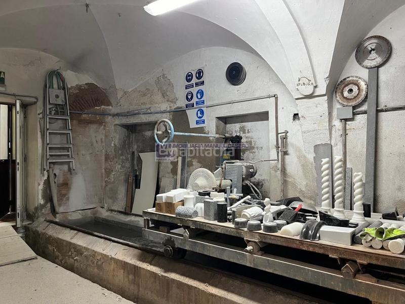 Foto d1efc068-fe61-4c17-a516-eae3fec1bd7a. Lloguer local comercial amb calefacció a Casco Antiguo Cáceres