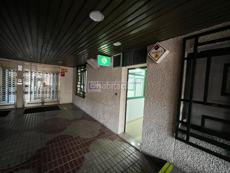 Foto da107438-b80b-4c7e-a3df-e3a22a6f9da7. Alquiler oficina en Ruta de la Plata Cáceres