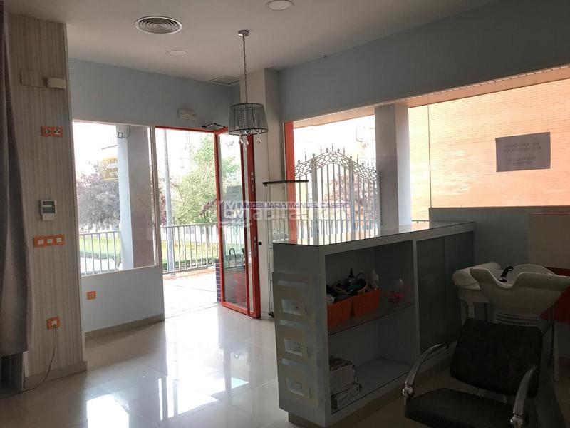 Foto cb8d37f3-1309-477d-bad0-4f083dacffbf. Alquiler local comercial en Centro Cáceres