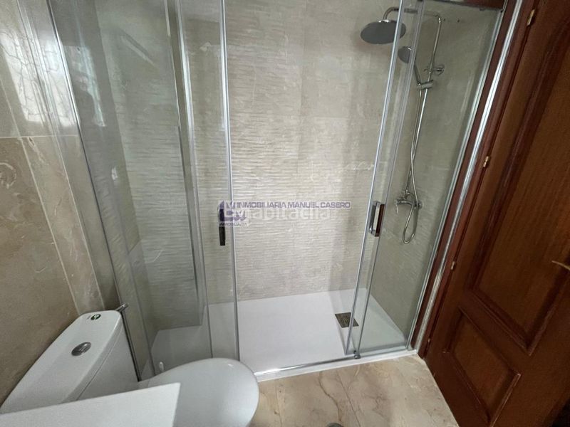 Foto cf50dc7b-3763-445c-9e9d-9932bc25bc12. Rent flat with heating in Centro Cáceres