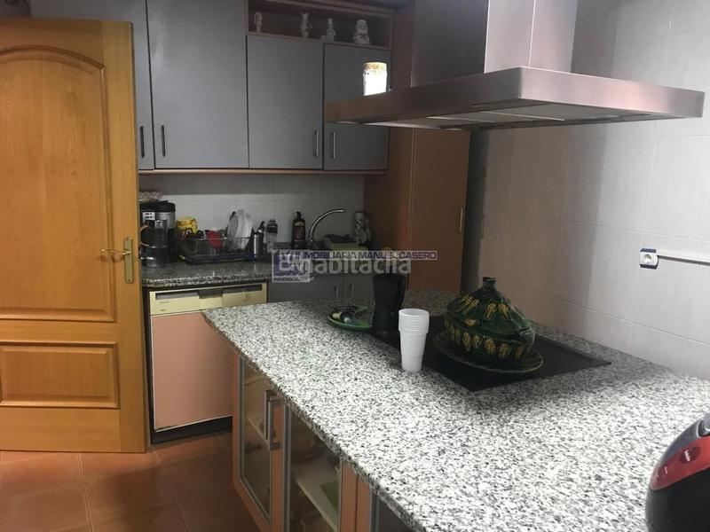 Foto 3145a306-4e7a-42a0-87f1-473a39771879. Chalet con riscaldamento parcheggio piscina in Ceres Golf Cáceres