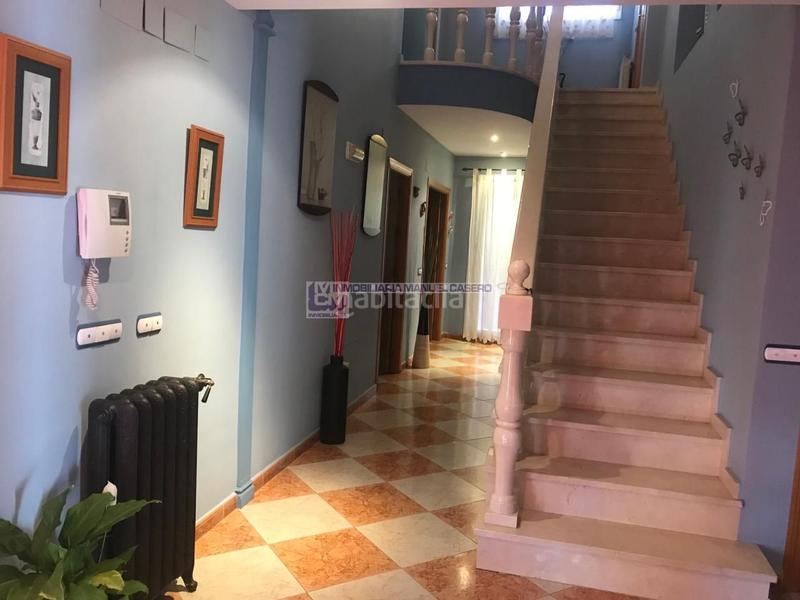 Foto 46bd41e8-a923-4f4a-a0b8-9939a687c110. Chalet con riscaldamento parcheggio piscina in Ceres Golf Cáceres