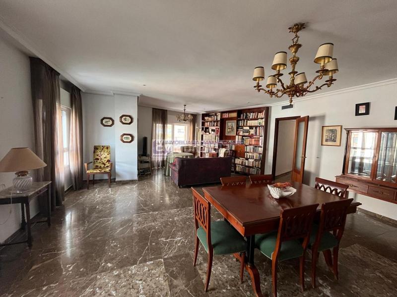 Foto 0baf0c14-4e67-4406-953e-f698ffd41c97. Flat with heating parking in Ruta de la Plata Cáceres