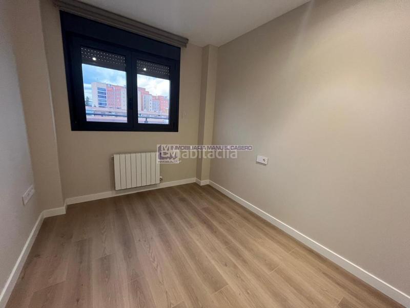 Foto 841b3ddd-e5d6-4edb-8139-17ebc41b2e72. Location attique avec chauffage parking piscine dans Cáceres