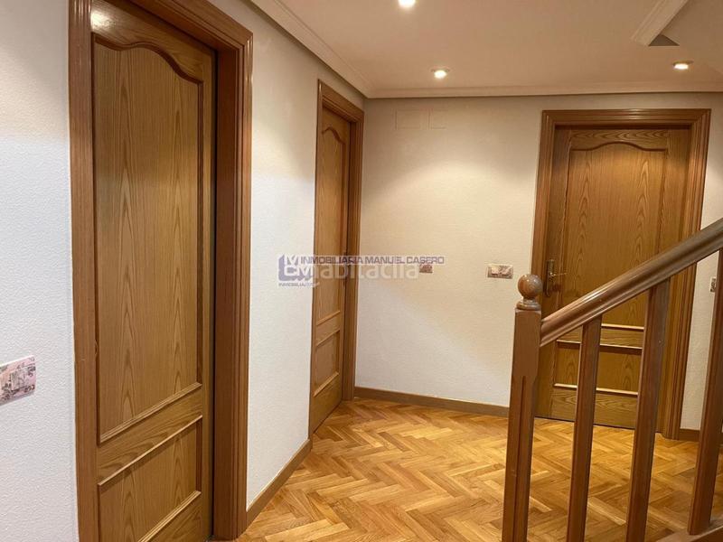 Foto b3a304f5-e898-4e14-bde0-fe48ee625963. Attico con riscaldamento parcheggio piscina in Ruta de la Plata Cáceres