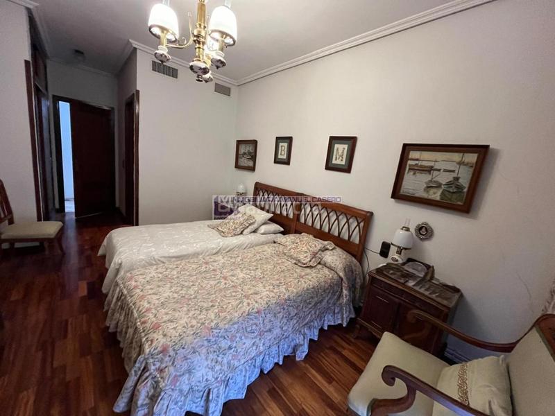 Foto 74594e67-ef6d-4f35-af80-9da008732c68. Appartamento con riscaldamento parcheggio in Centro Cáceres