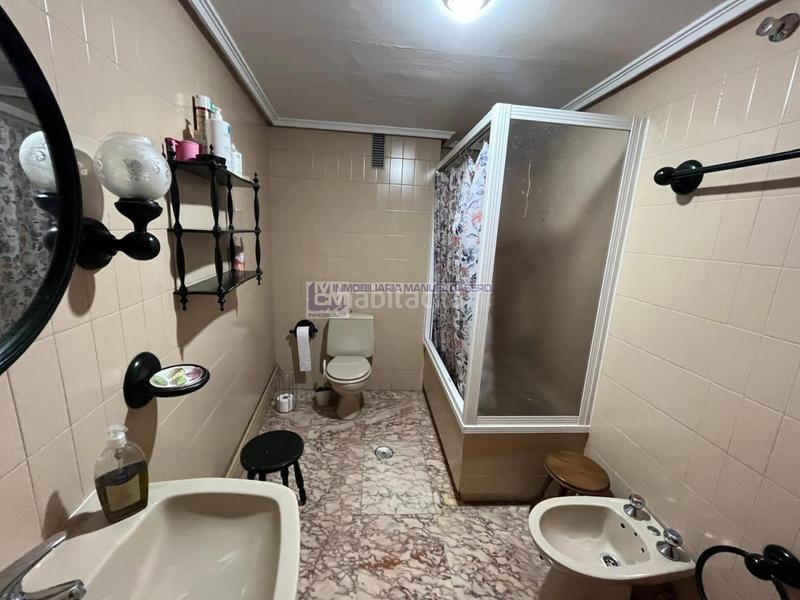 Foto 28f706b7-bf2c-453f-b44d-2390d2b48952. Piso en Centro Cáceres