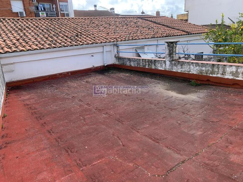 Foto 8dc5bec6-f833-404d-86da-21f0e7175145. Haus mit heizung parking in Casco Antiguo Cáceres