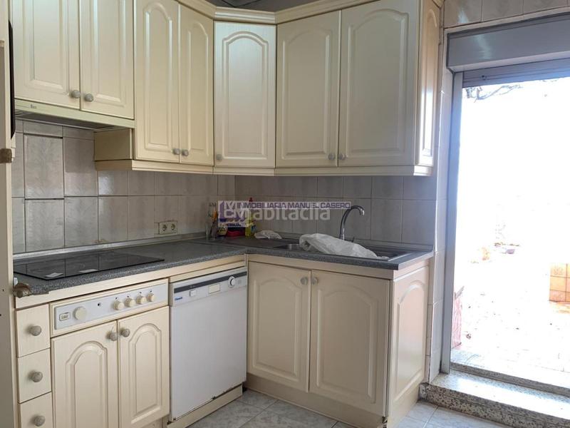 Foto ac7a08e6-e1b7-4433-8abe-1600867261ae. Haus mit heizung parking in Casco Antiguo Cáceres