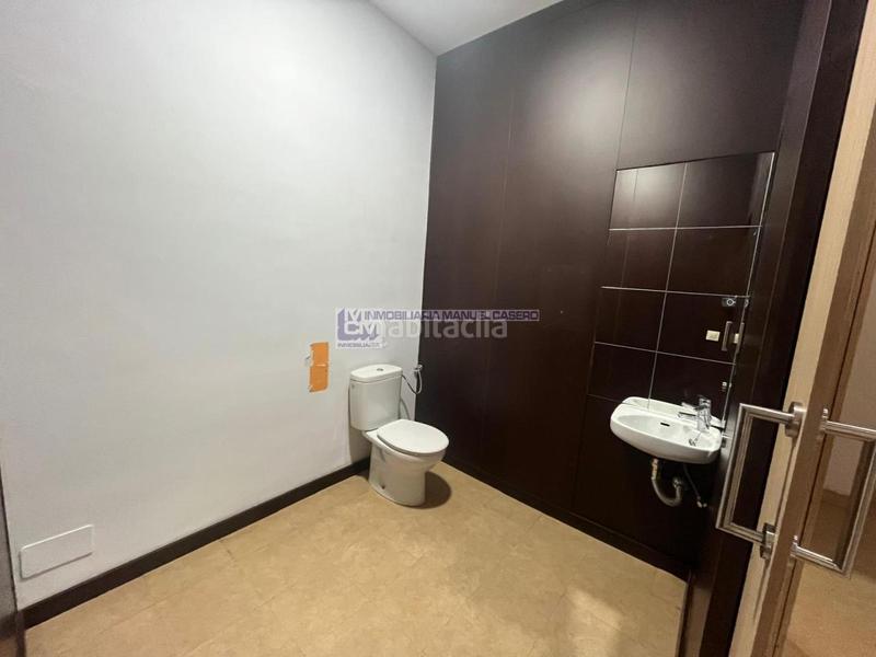 Foto 1e44da61-6e81-4db1-a890-c0df436a1eac. Alquiler local comercial en Centro Cáceres