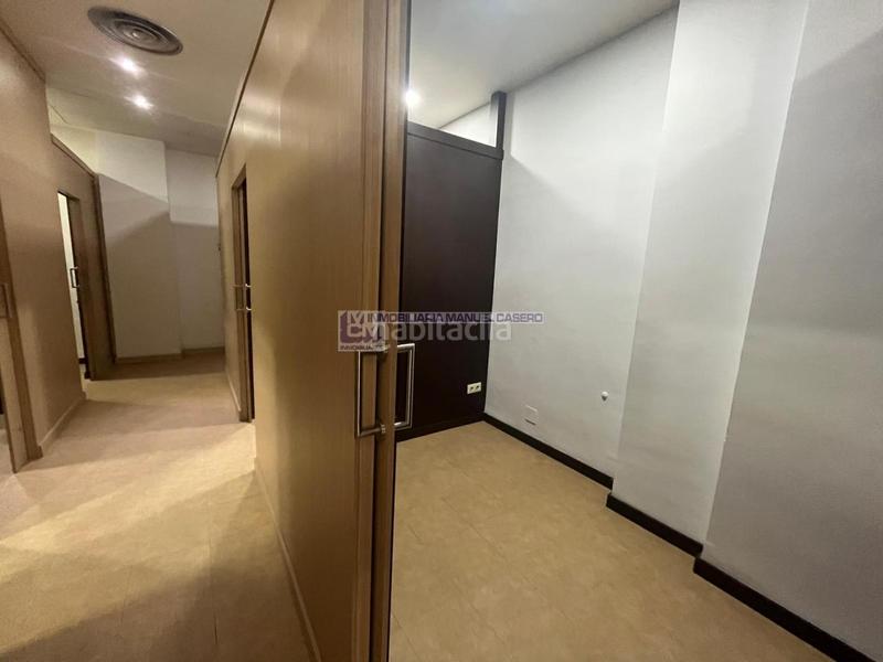 Foto bb680998-d8e7-48c0-b9cc-b5651baa742a. Alquiler local comercial en Centro Cáceres