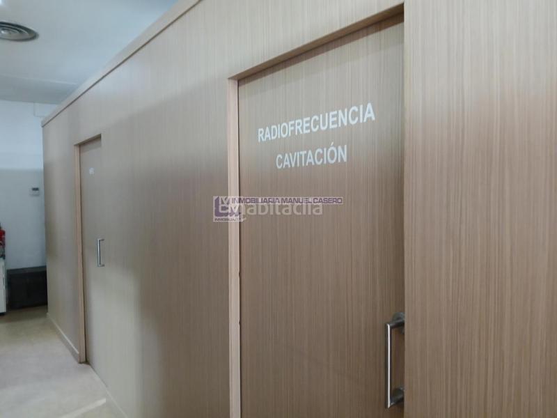 Foto 5c5e02ca-3ac8-49f0-891e-10ec3fa460ea. Lloguer local comercial a Centro Cáceres