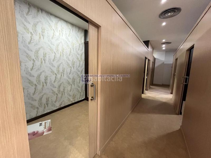 Foto c03e93d4-3fad-430d-9968-2b90e8097332. Lloguer local comercial a Centro Cáceres