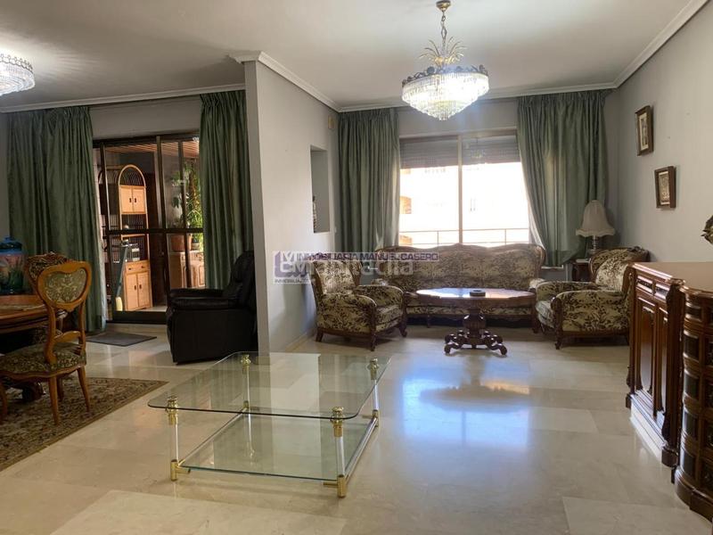 Foto a18a6bf4-ed9c-4edc-ac82-646b0f456049. Appartement avec chauffage parking dans Centro Cáceres