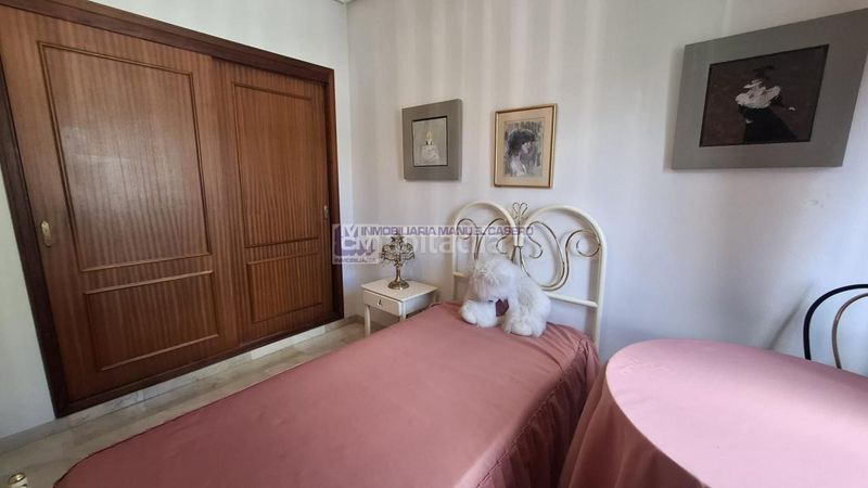 Foto bff1a7c3-3c39-4301-b159-411600d88d3a. Etagenwohnung mit heizung parking in Centro Cáceres
