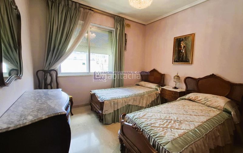 Foto fe1bb251-38e3-4698-ac82-be15c9824b0d. Etagenwohnung mit heizung parking in Centro Cáceres