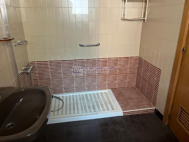 Foto 7e5f68bf-3811-4b2f-8df1-1a0cda5f6827. Appartement avec chauffage parking dans Centro Cáceres
