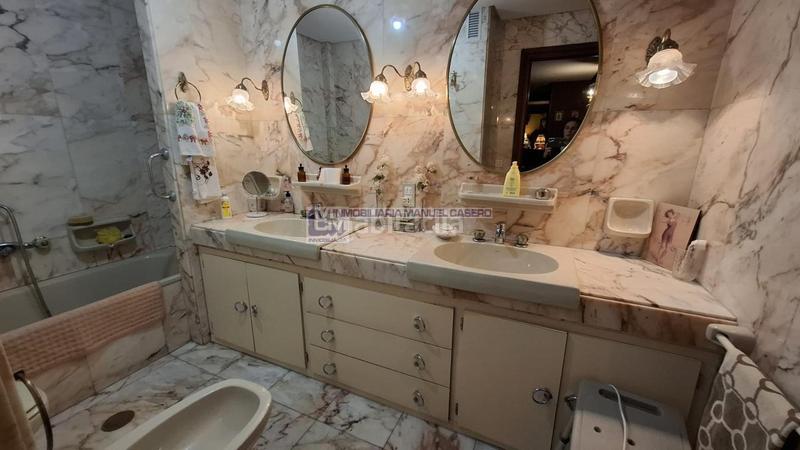 Foto 886a10b9-3105-461f-b604-3dfe5600673a. Àtic amb calefacció aparcament a Centro Cáceres