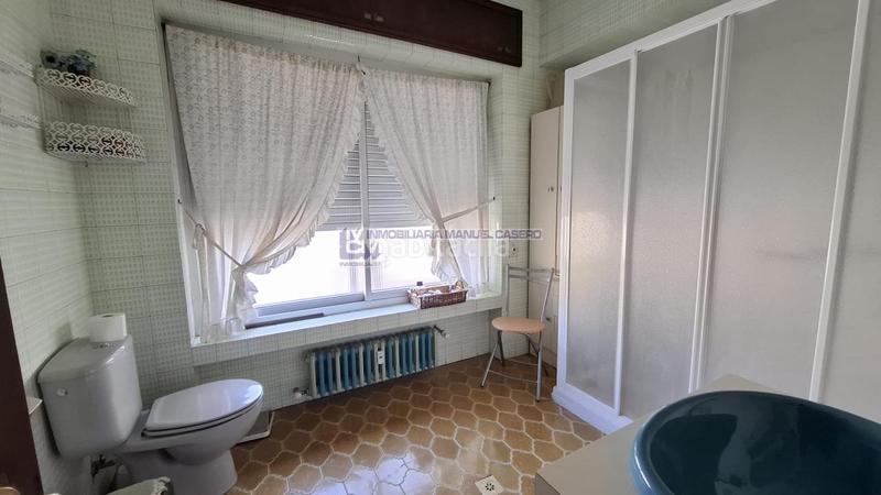 Foto 285bcabe-58ca-48a5-a9d4-219ed69a6046. Penthouse with heating parking in Centro Cáceres