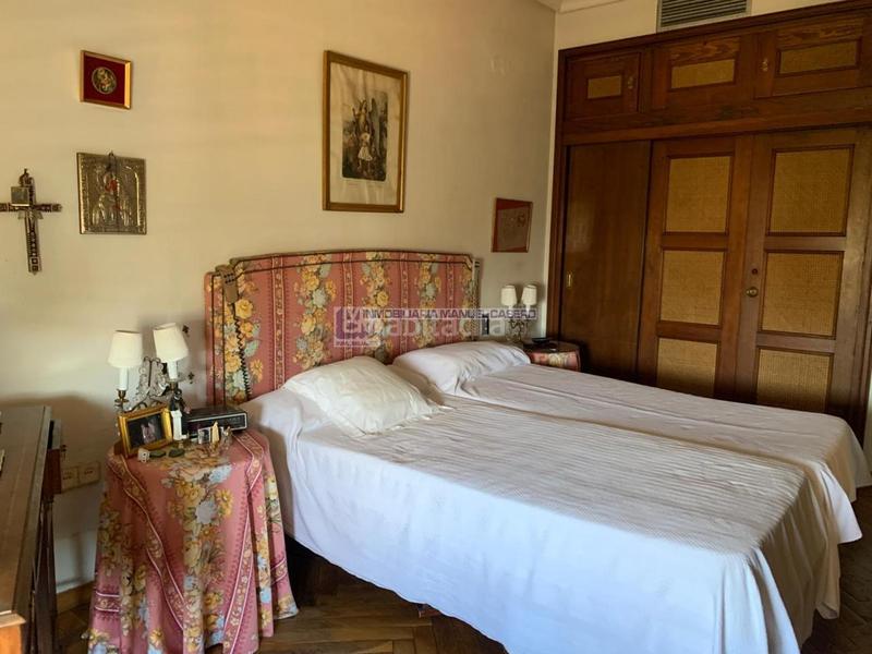 Foto b573ca09-df84-4aea-bc64-0ac2a4926784. Penthouse with heating parking in Centro Cáceres