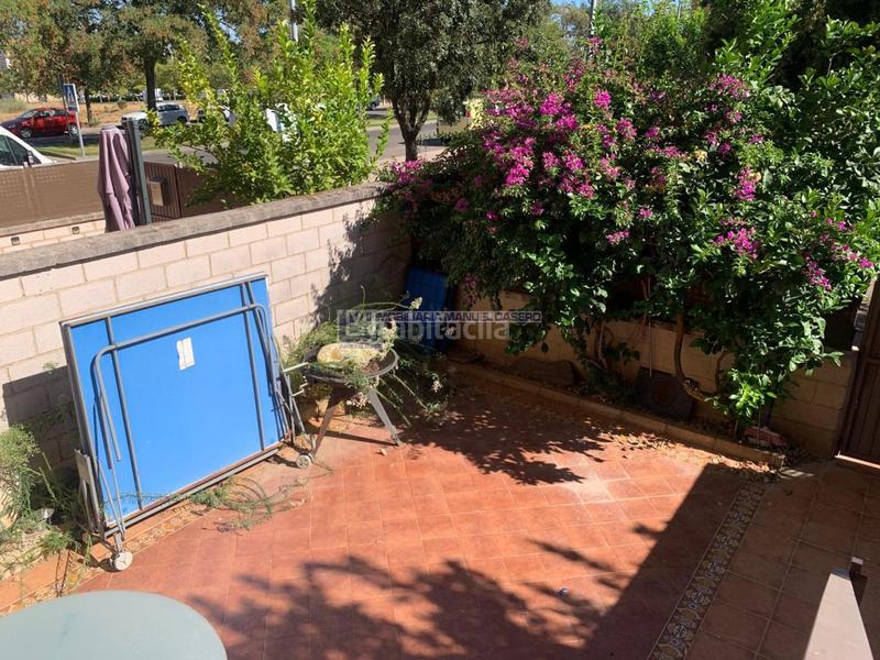 Foto cc4bcb90-09f0-488c-9adc-939450270c73. Casa adossada amb calefacció aparcament a nuevo Cáceres Cáceres