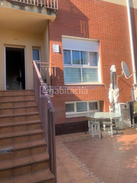 Foto f165f6ef-b936-4102-bcd3-d408a98ea453. Casa adossada amb calefacció aparcament a nuevo Cáceres Cáceres