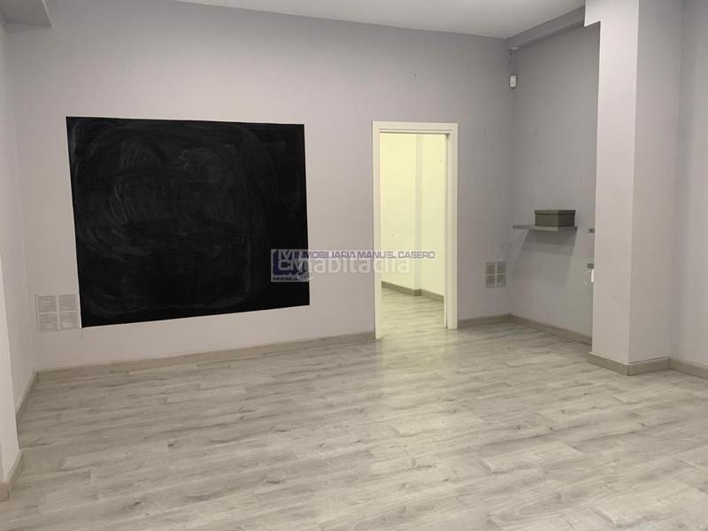 Foto 460524b5-73fc-4db9-8646-f7afb381a436. Alquiler local comercial en Centro Cáceres