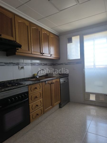 Foto 7ccce7ac-17d1-486d-9491-c48ed1eb6d00. Pis a Centro Xirivella