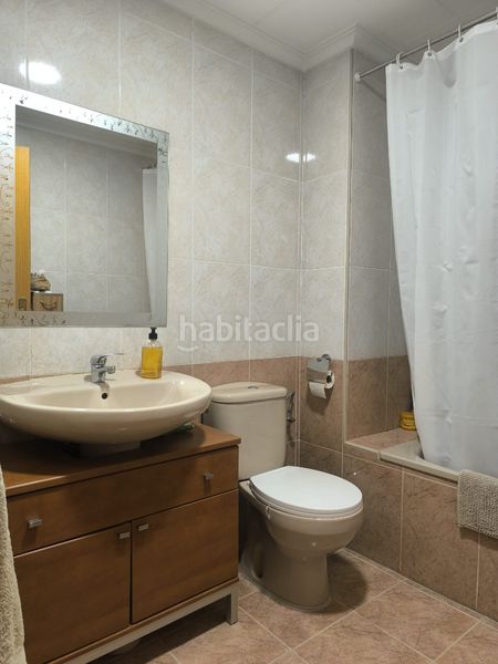 Foto e9abd76b-3ce6-46cf-b725-e1ca55883718. Pis a Centro Xirivella