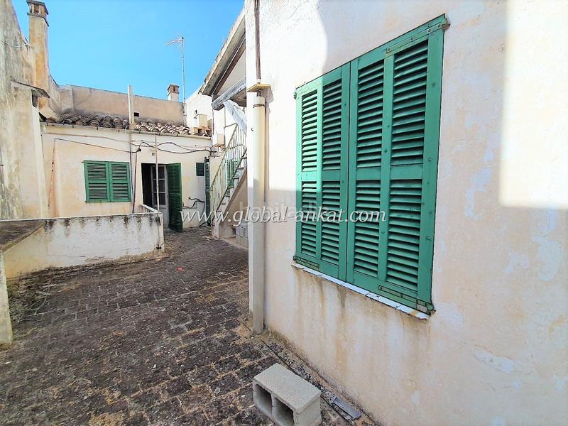 Foto b6287f62-e864-41b7-a315-cddfd51ff2fa. Édifice dans Felanitx poble Felanitx