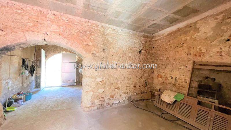 Foto 6d43fe26-b0d3-4cc7-92f9-1da6e3b14321. Casa bifamiliare con parcheggio in Felanitx poble Felanitx