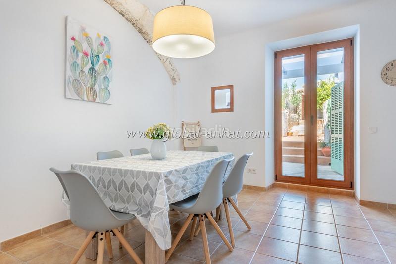 Foto 9acb23c6-c631-40f1-8388-2e7dd8ca423b. Casa adosada preciosa casa completamente reformada ! (ref. c20222) en Felanitx