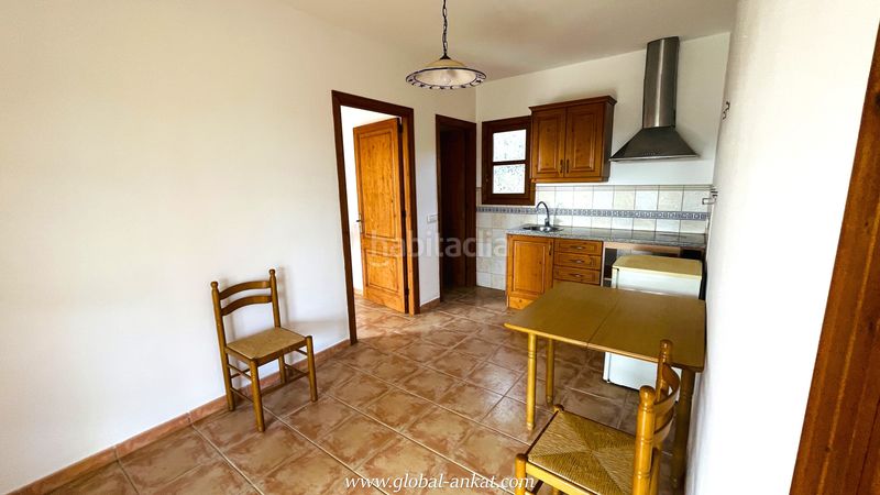 Foto 5e653675-d89c-4a70-8bc4-b83105db34ac. Rent country house with fireplace parking pool in Felanitx