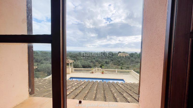 Foto c5de4f5b-7de1-471e-91e1-02323d568161. Rent country house with fireplace parking pool in Felanitx