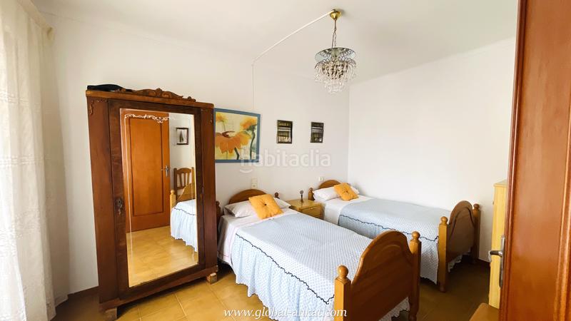 Foto f7cfb9b8-8a32-4713-bb29-6277eccf8f51. Casa a schiera con camino in Felanitx poble Felanitx