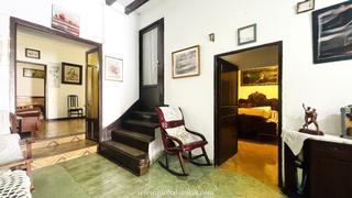 Casa adossada a Felanitx Poble. Encantadora casa adosada con potencial de reforma en el corazón