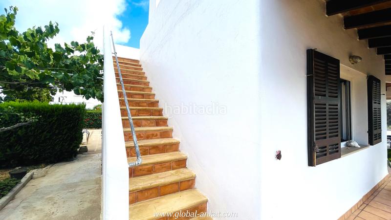 Foto e75c4cd6-0e17-4936-aff9-bc0d4bc89abf. Chalet con camino parcheggio piscina in Cala d´Or Santanyí