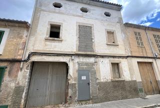 Semi detached house in Felanitx Poble. "oportunidad única: crea tu hogar ideal en felanitx (ref. c20276
