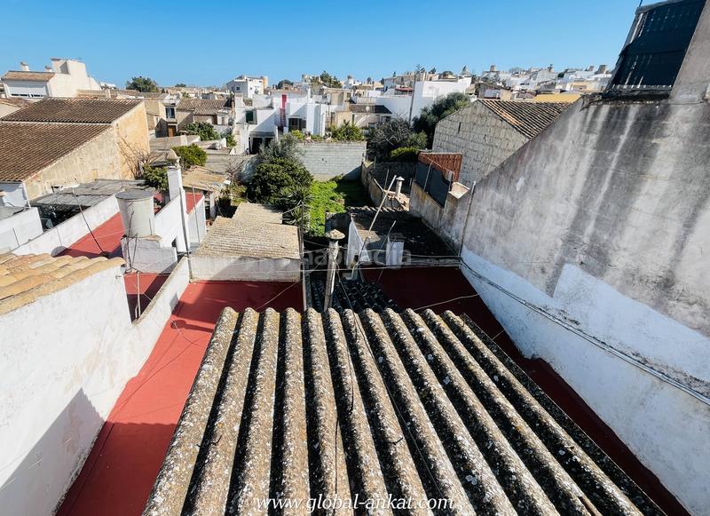 Foto f7f2d844-b3f5-40f3-aa66-a0aba43923d8. Casa adosada típica casa mallorquina (ref. c20290) en Felanitx