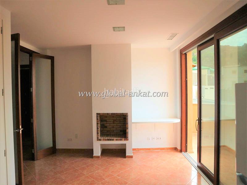 Foto 4aacd8fd-f1ee-4a21-a342-722fe2358bcc. Location appartement avec cheminée chauffage parking dans Felanitx