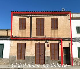 Flat in Felanitx Poble. Oportunidad única: primer piso con potencial ilimitado y sin gas