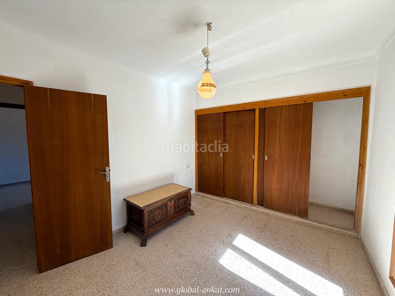 Foto 2ccba23e-a5c3-4eec-a7b6-d130acd61b46. Masia amb xemeneia a Porreres