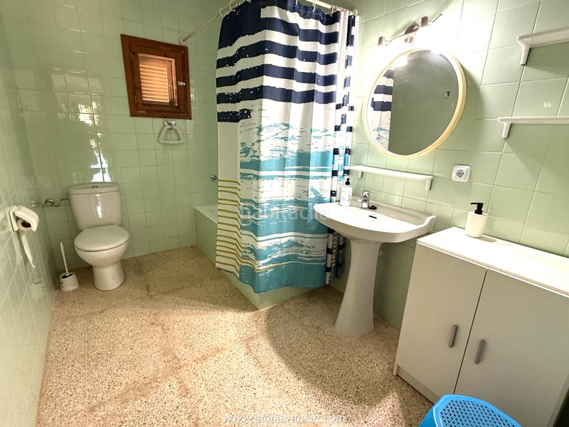 Foto 33f7dc44-3e22-4902-a296-86abcc4c8dc0. Masia amb xemeneia a Porreres