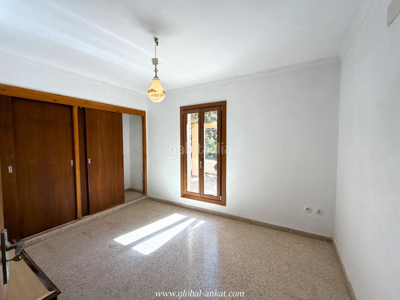 Foto 48bc7838-4ab6-491d-8d1a-ede7665d9cb0. Masia amb xemeneia a Porreres