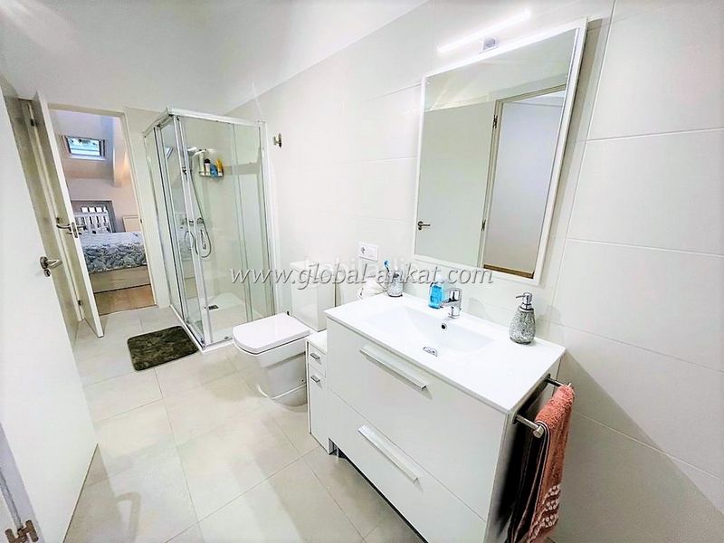 Foto 0fb7b313-b95c-4423-bc2c-9dec6ebe59a6. Casa adossada a Manacor centre Manacor