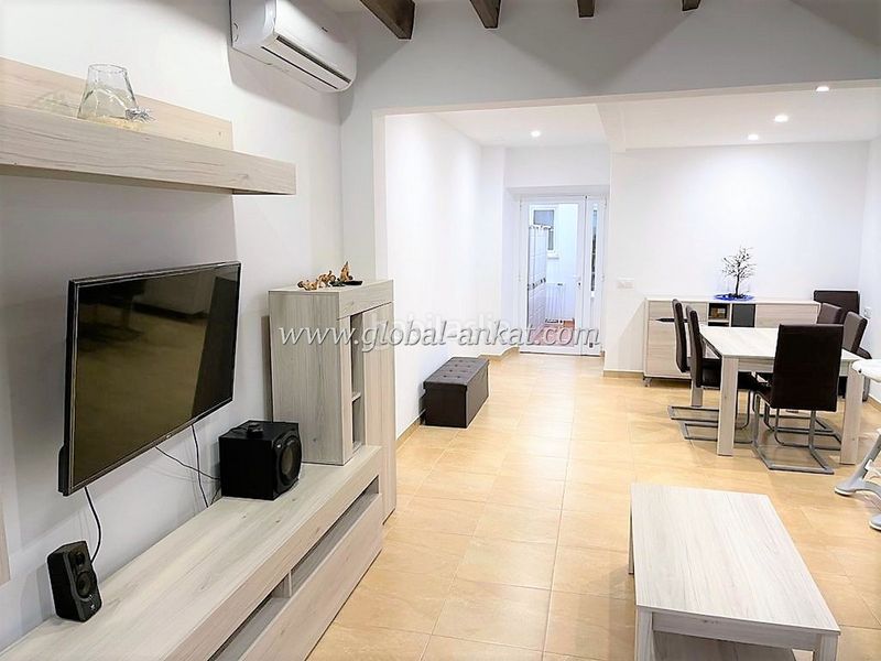 Foto 800e6628-e9e0-4b46-8695-f8e2c717b197. Casa adossada a Manacor centre Manacor