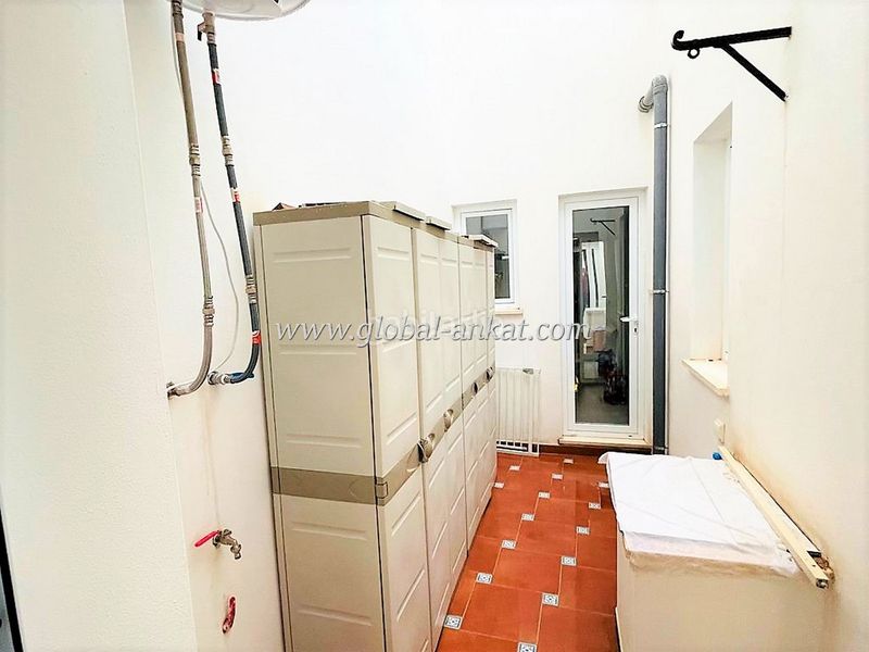 Foto b0dcacdb-7416-4d84-86c9-d9432f693f11. Casa adossada a Manacor centre Manacor