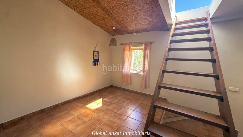 Foto 14238ebc-a6b2-4b46-8ffb-bd6e2047c2c0. Masía exclusiva finca rústica tradicional con piscina y casa de invitados a minutos (ref. f2087) en Santanyí